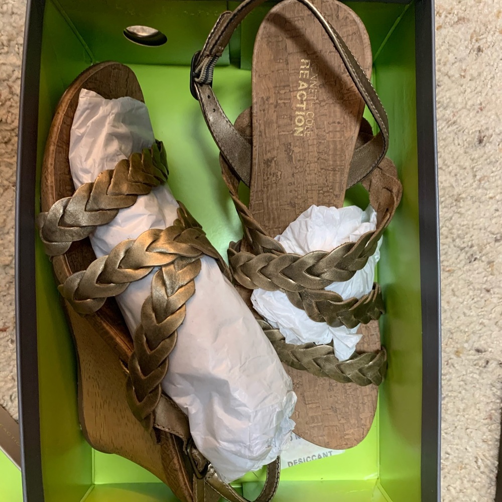 Kenneth Cole Reaction